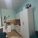 Garsoniere Leka * Pogradec